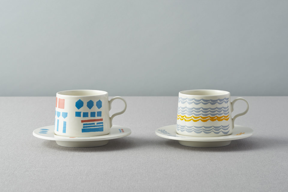 coffee cup & saucer line-up